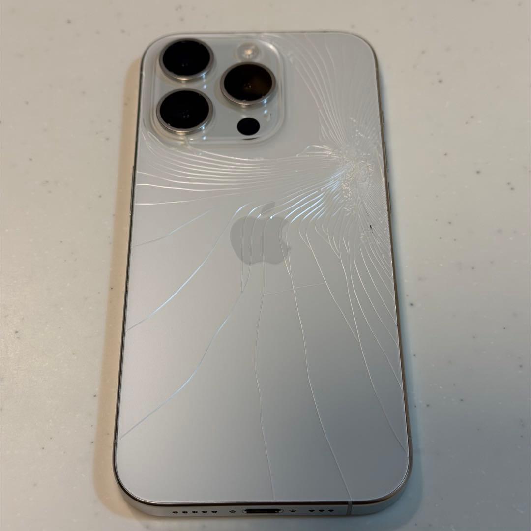 iPhone15pro 128gb SIMフリー