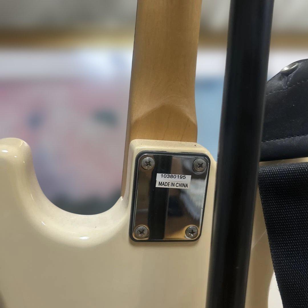 エレキギター アイボリー 1303801019