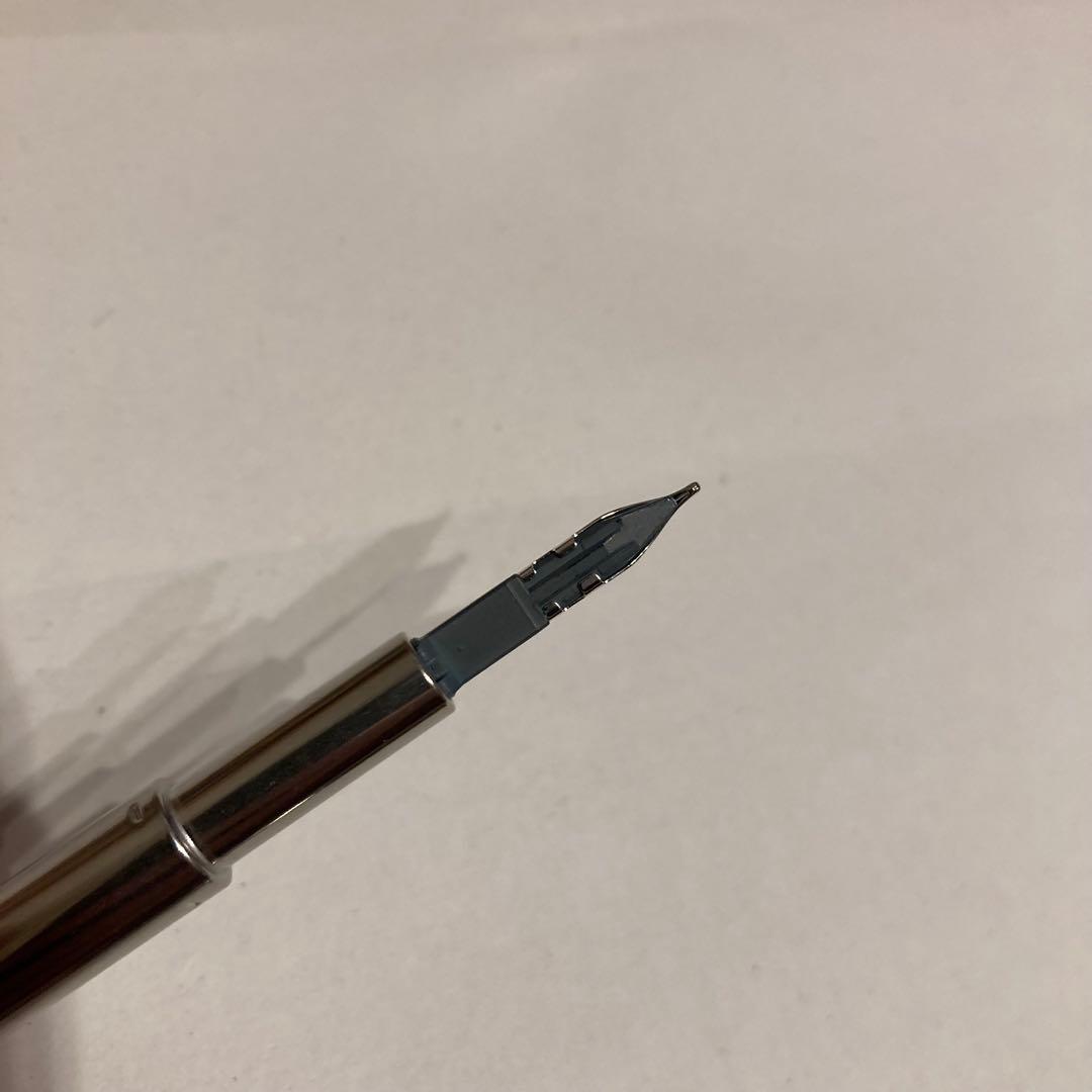 PILOT キャップレス 万年筆 ブラック ニブ（ペン先）M