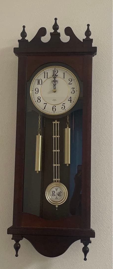 【完動品】　ボンボン時計　電池式　からくり時計　動作確認済み　4mj807