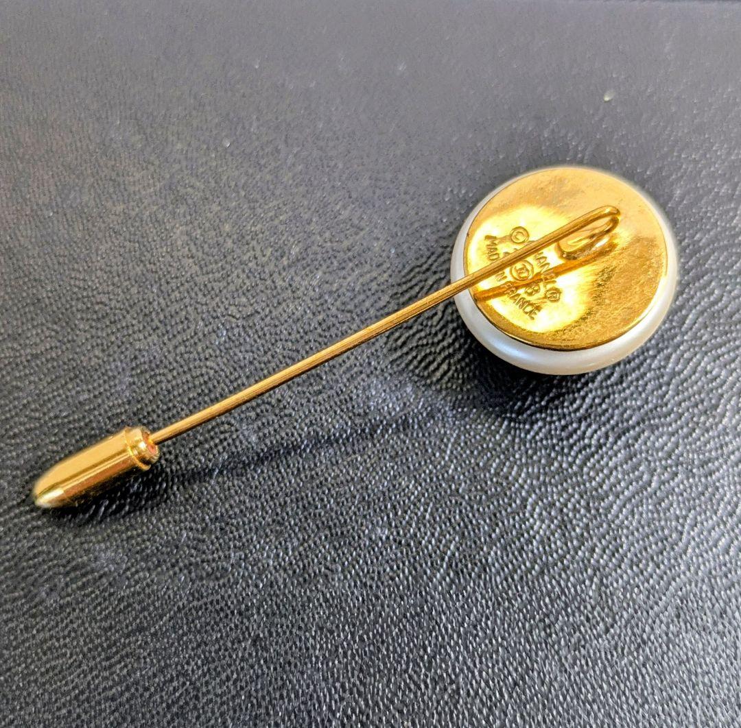 CHANELシャネル　ココマーク フェイクパール　ピンブローチ　ゴールド