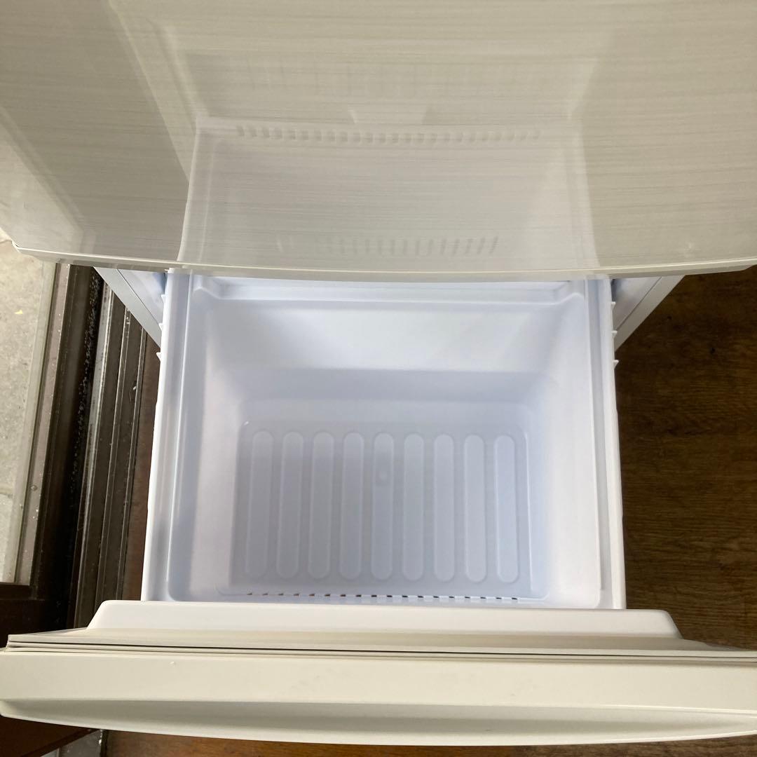 タラコ2019年製SHARP137L冷凍冷蔵庫　洗濯機まとめ買い配送込み