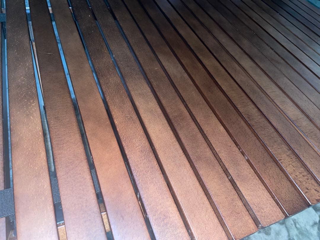 ハイランダー ウッドロールテーブル