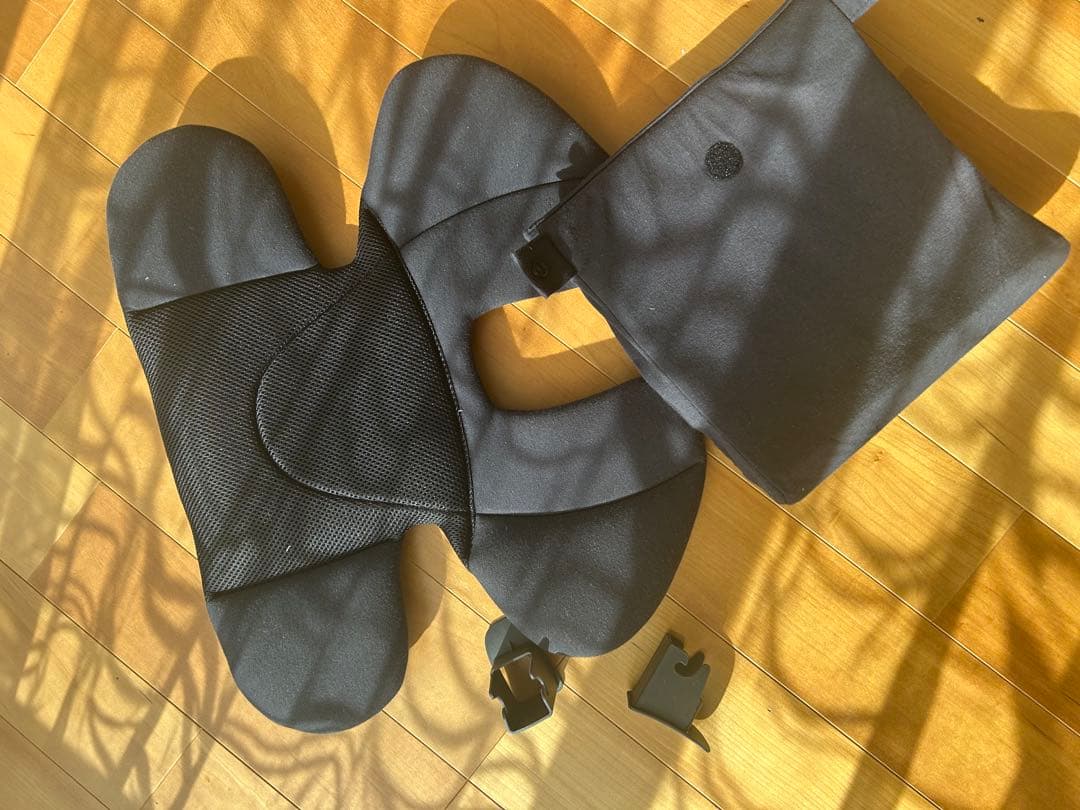 じゅったんママ⭐︎Joie 車用チャイルドシート ブラック