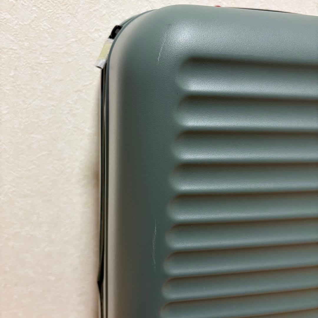 サムソナイトレッド　スーツケース スピナー55トイズシー　スレードグリーン