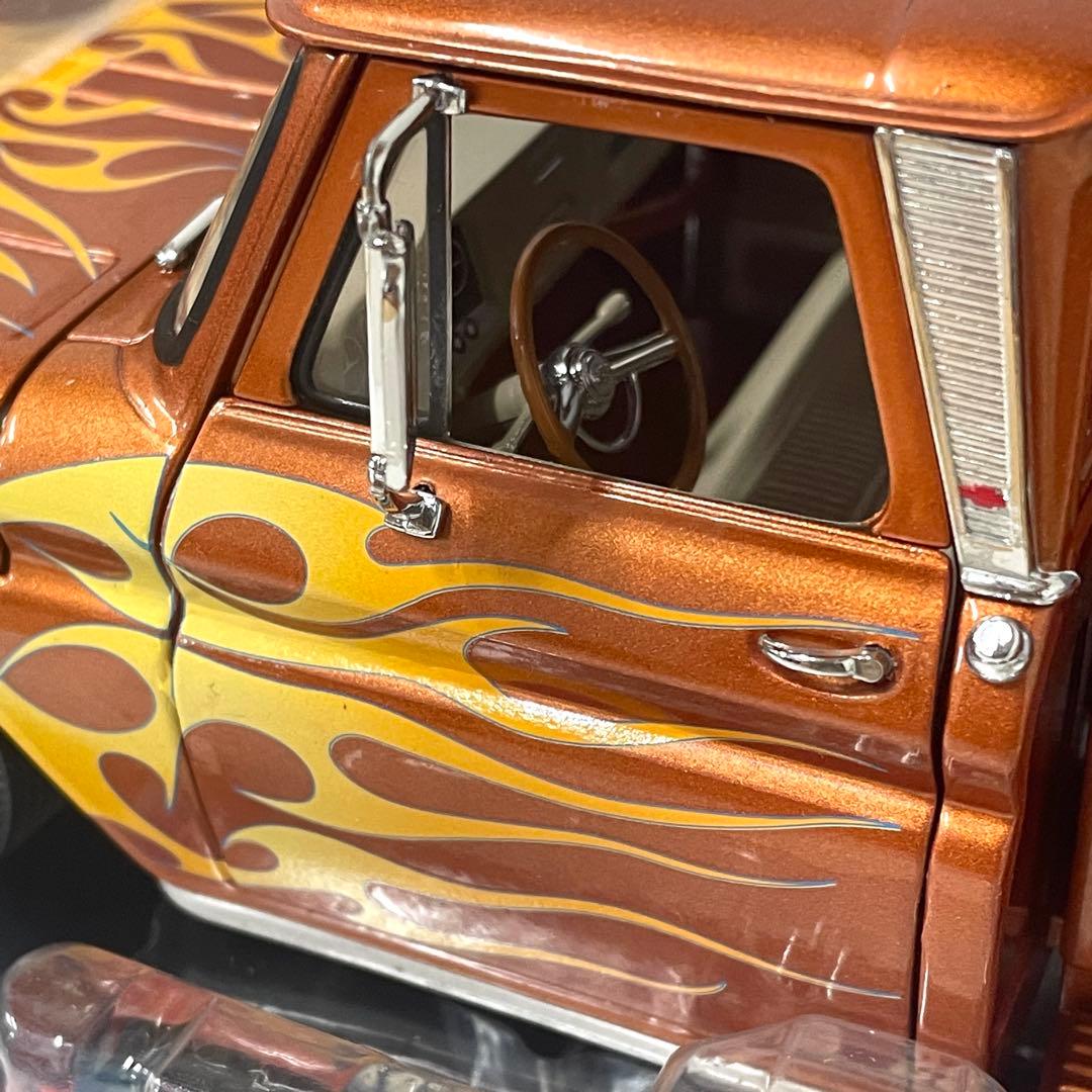 【SUNSTAR】1965 Chevrolet C-10 /1:18 #1386