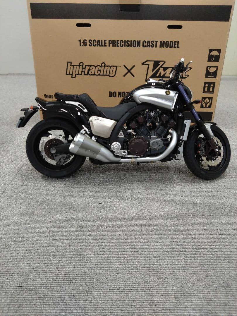 hpi-racing VMAX1700 1:6スケールモデル