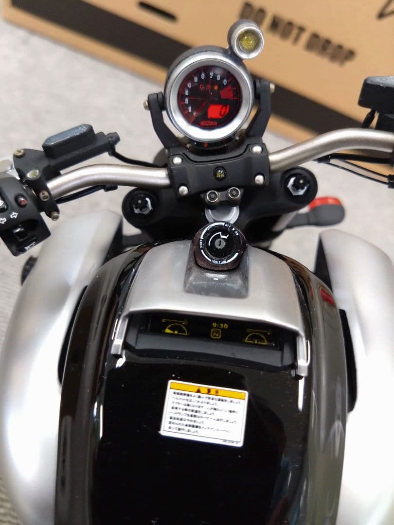 hpi-racing VMAX1700 1:6スケールモデル