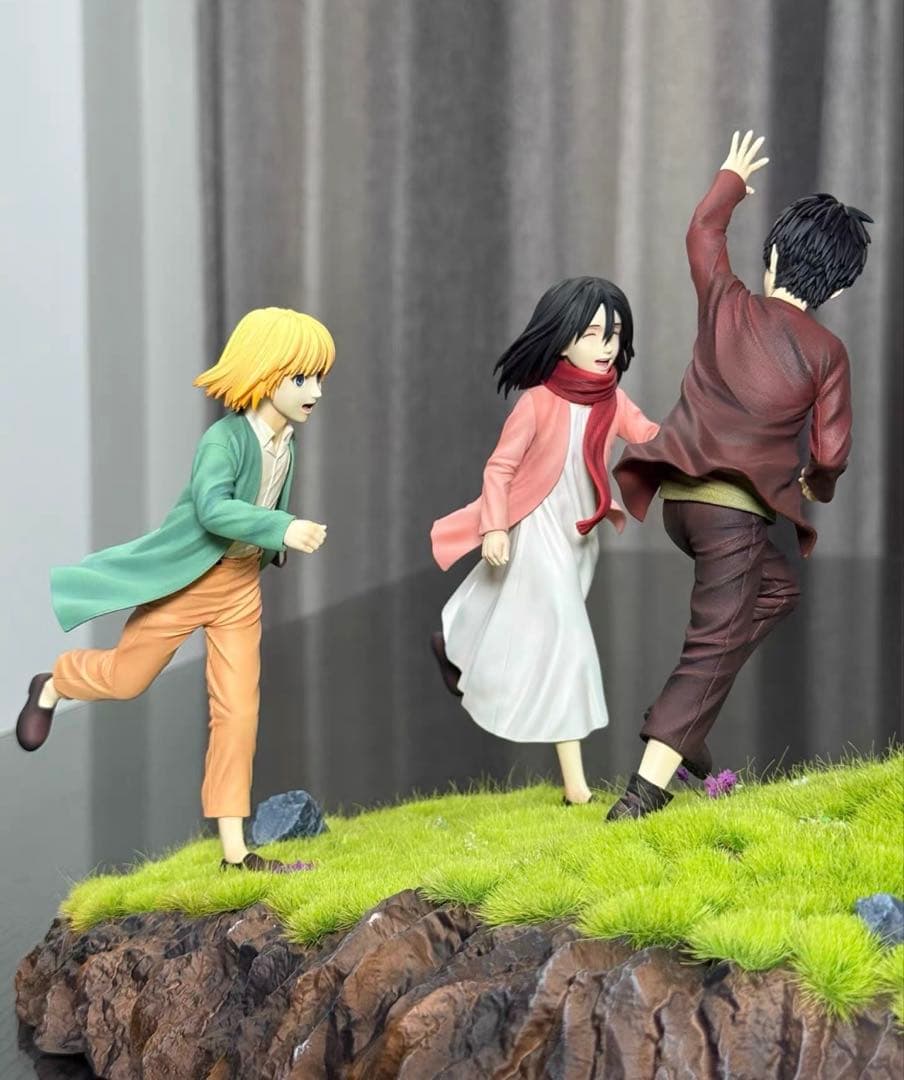 進撃の巨人 ③ エレン+ミカサ+アルミン ガレージキット ガレキ スタチュー