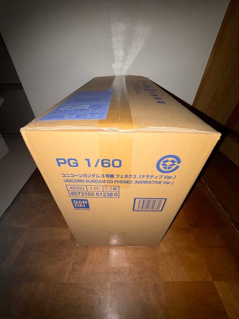 新品　ＰＧ 1/60 ユニコーンガンダム３号機 フェネクス（ナラティブＶｅｒ．）