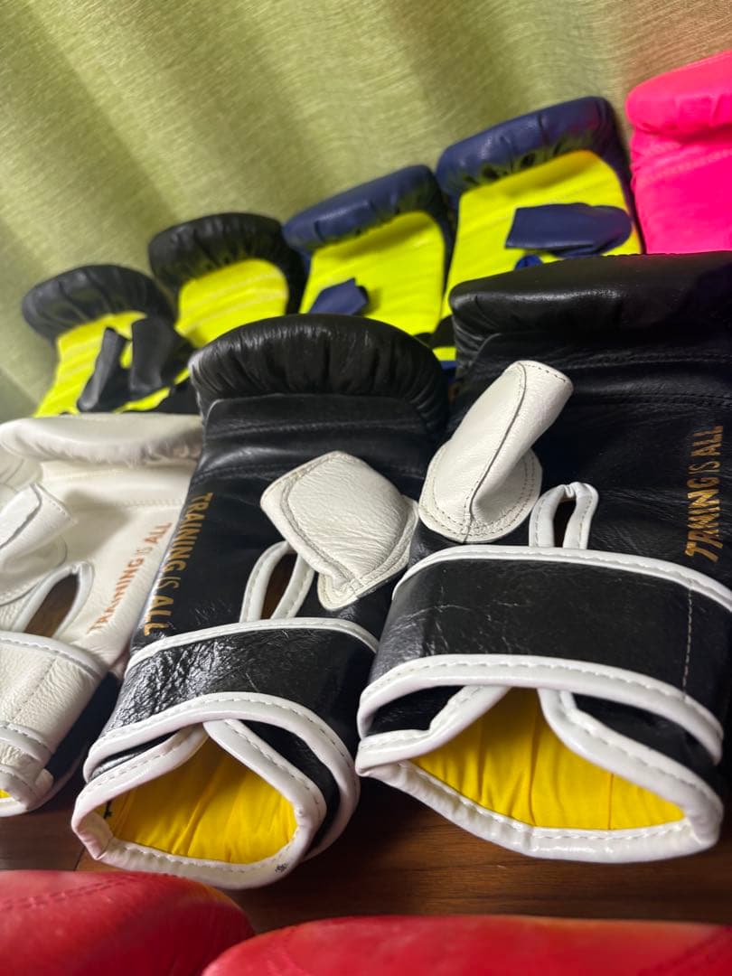 12個セット　BODYMAKER ボディメイカー　ボクシンググローブ