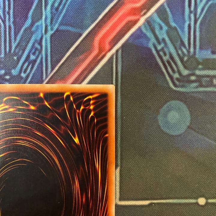 遊戯王 混沌の黒魔術師 レリーフ　美品