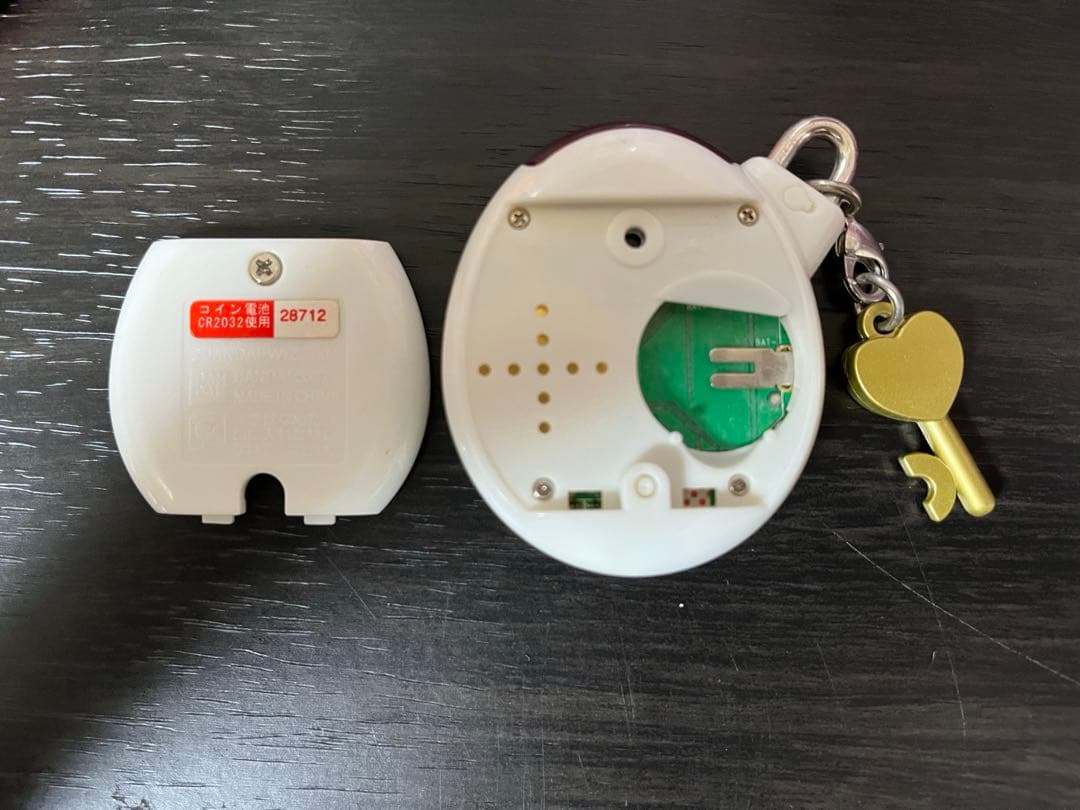 たまごっちデパート限定　ふぁみりーイロイロたまごっちプラス　デパたま