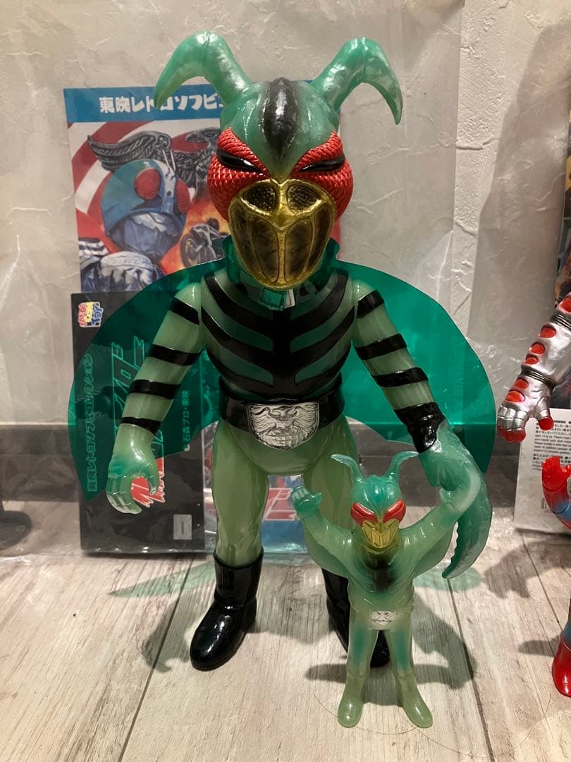 東映レトロソフビコレクション 仮面ライダー カマキリ男 ミサイルヤモリ