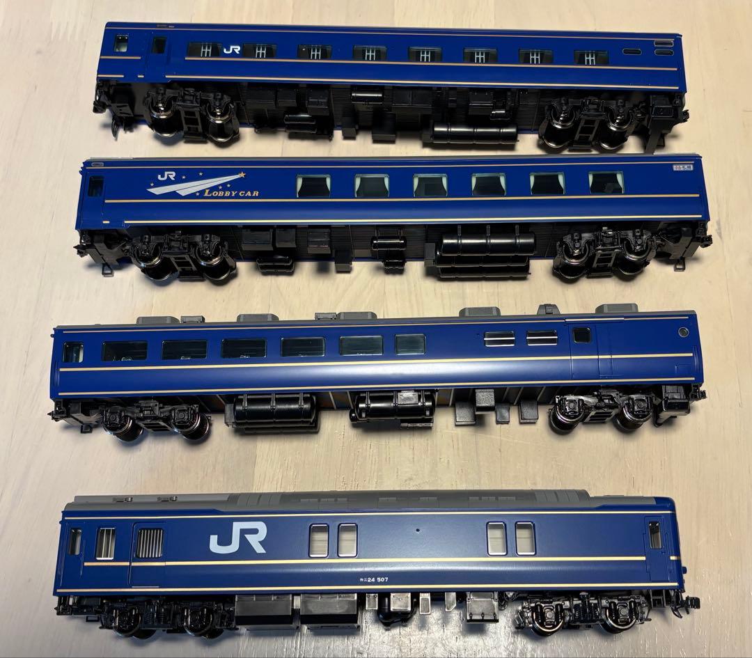 TOMIX HO-9010 JR24系25形特急寝台客車(北斗星・JR東日本)