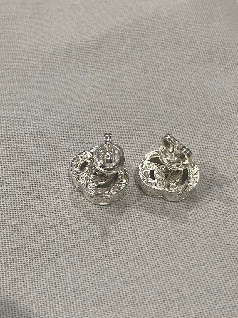 GUCCI ピアス　両耳　ダブルG