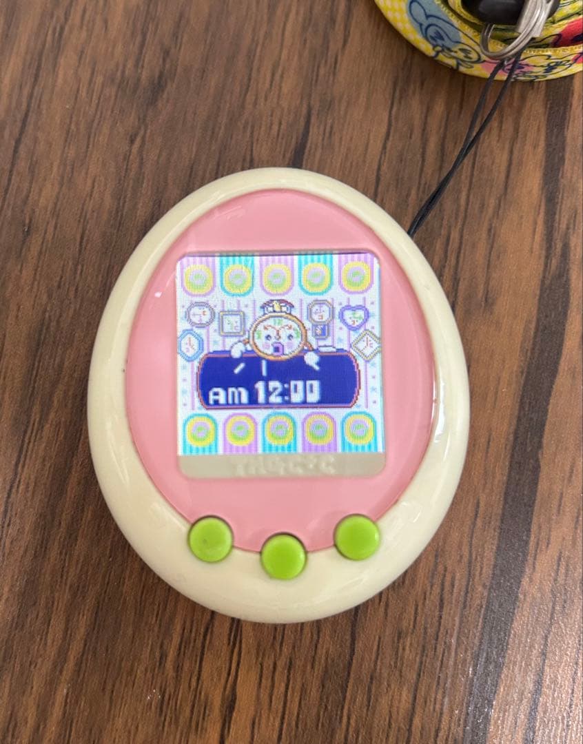 Anybuy 公式アカウント1号機 たまごっちプラスカラー