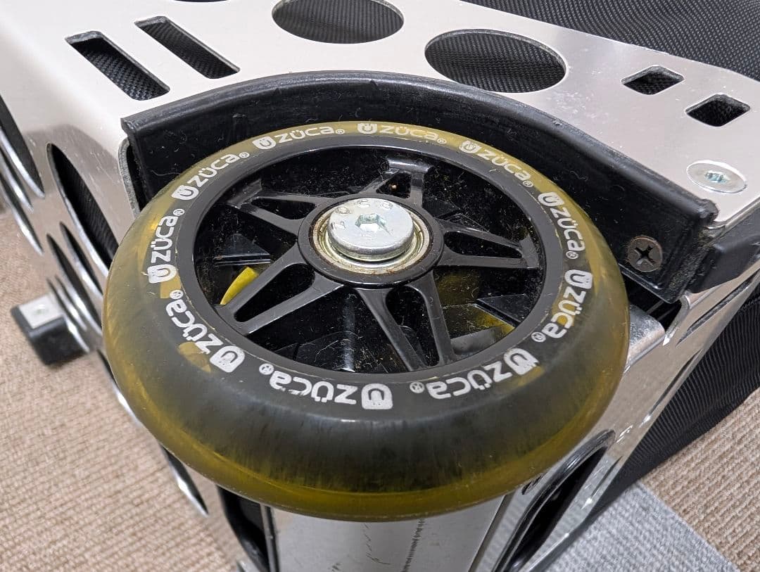 い*ー様 【美品】ZÜCA 座れるキャリーバッグ