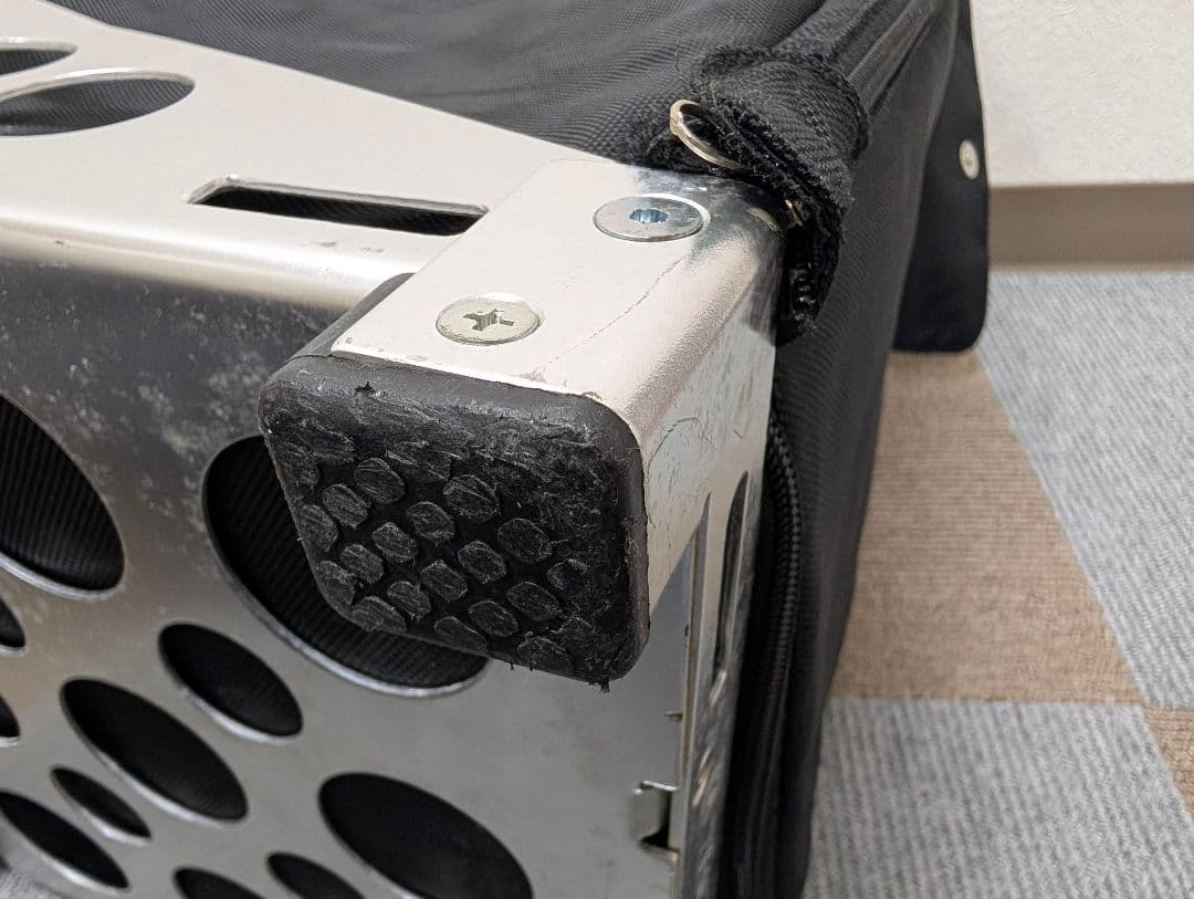 い*ー様 【美品】ZÜCA 座れるキャリーバッグ