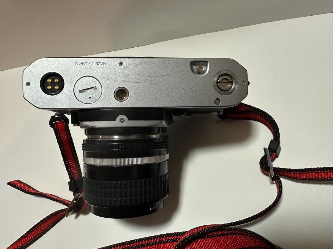 Nikon NewFM2 フィルムカメラ　シルバー NIKKOR 35mm F2