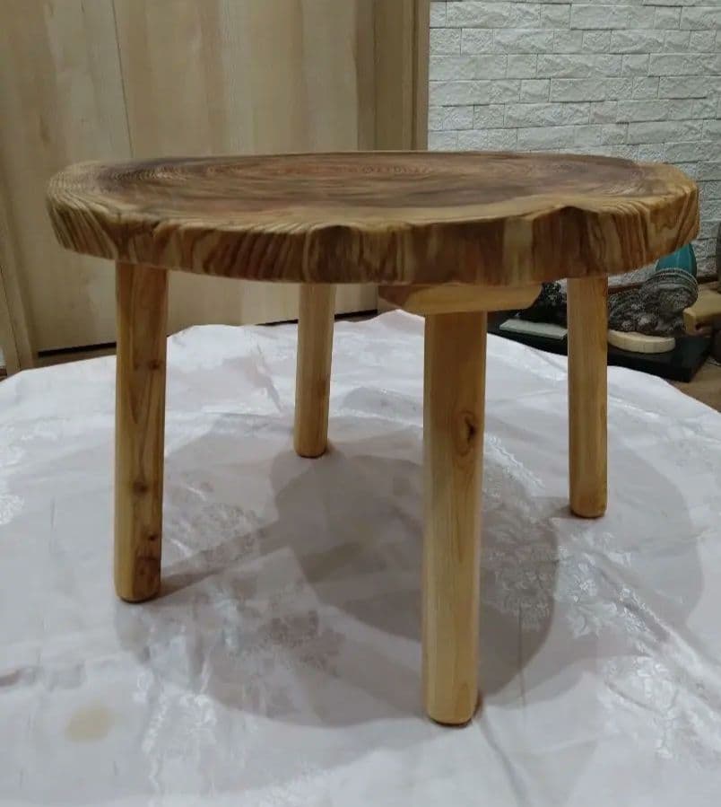 杉の輪切り円形ローテーブル㉔　桜❕桜様樹齢約70年杉の年輪が綺麗