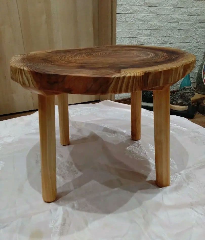 杉の輪切り円形ローテーブル㉔　桜❕桜様樹齢約70年杉の年輪が綺麗