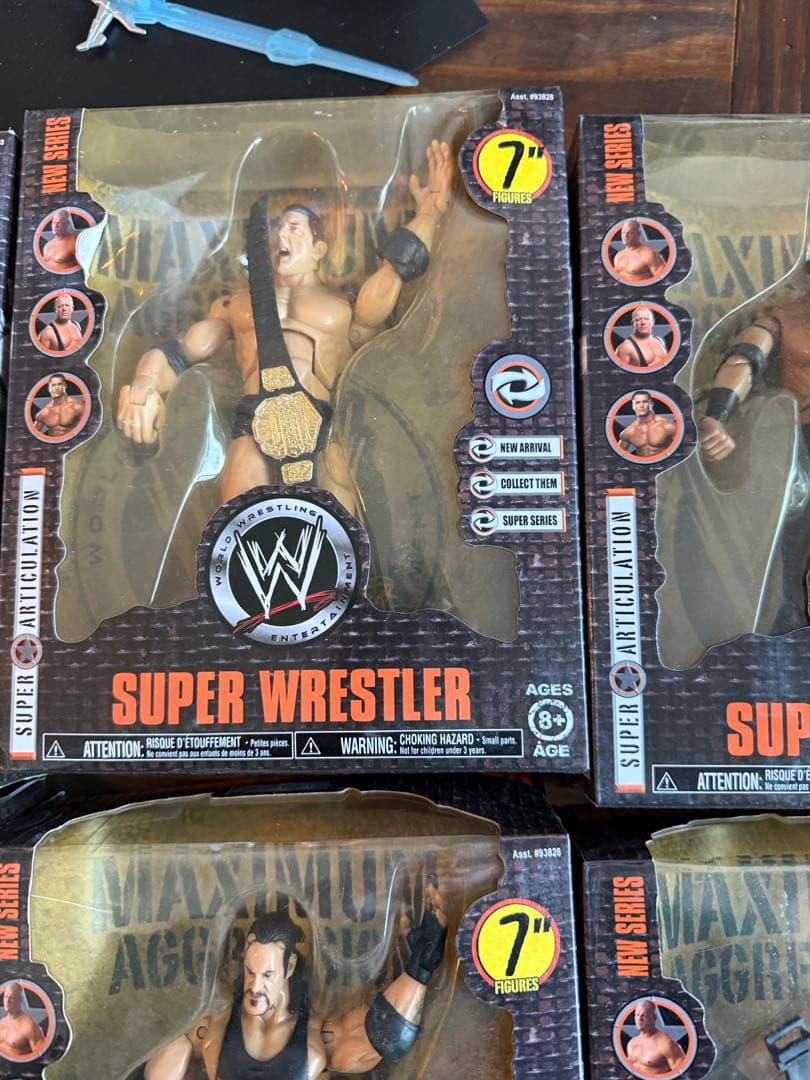 WWE スーパーレスラー 7インチ フィギュアセット
