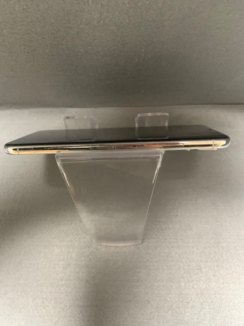 中古美品 国内版 SIMフリー iPhoneXS Max 256GB シルバー色