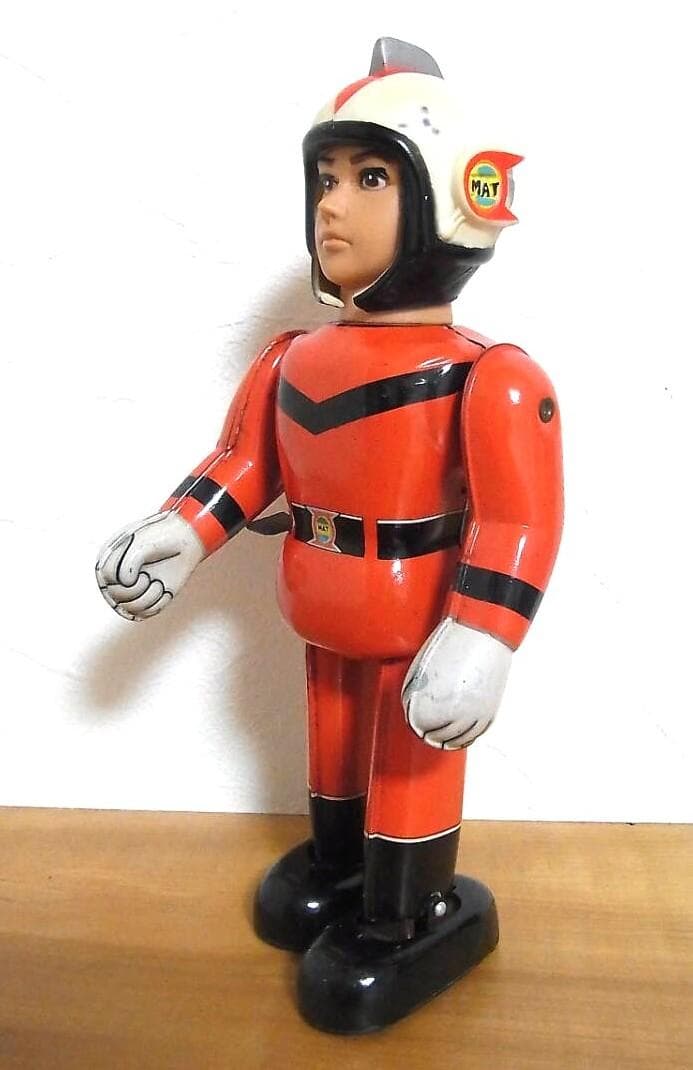 ブルマァク　MAT隊員　面取れ　帰って来たウルトラマン　ブリキ　ゼンマイ