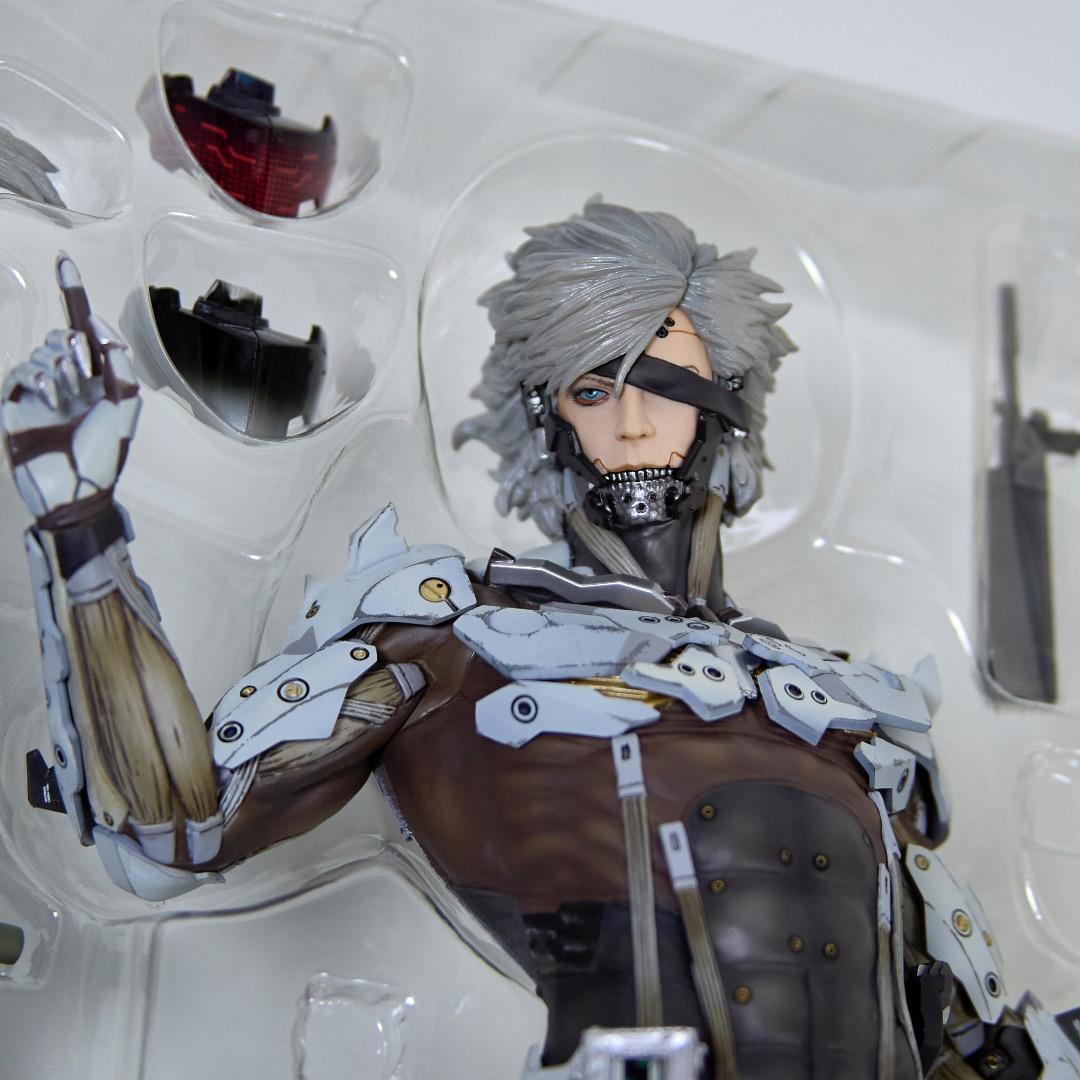 雷電ホワイトアーマーVer.　メタルギアソリッドV グランドゼロス スタチュー