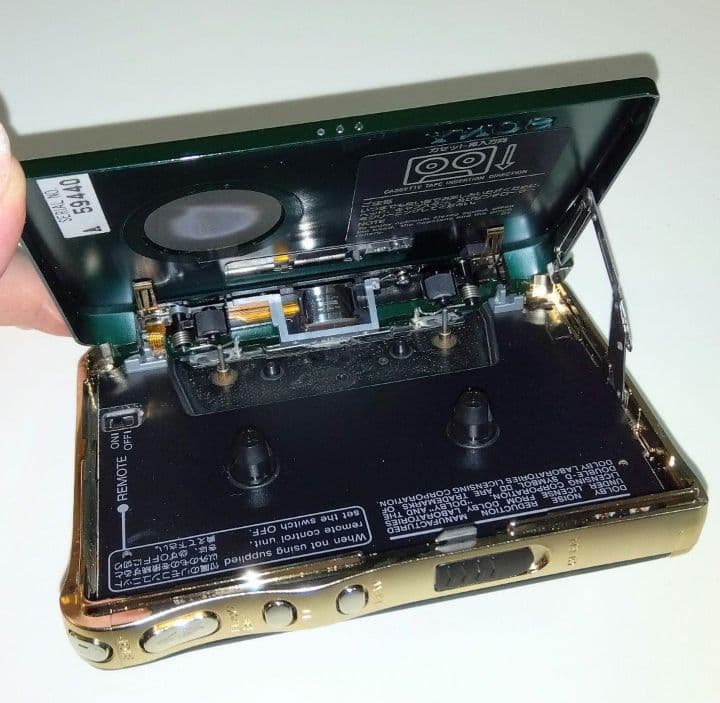 超人気レア　通電/モーター作動/バッテリー稼働　SONY　ウォークマン　カセット