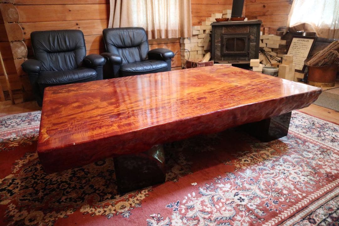 希少材質一枚板　ブラジル花梨か栃