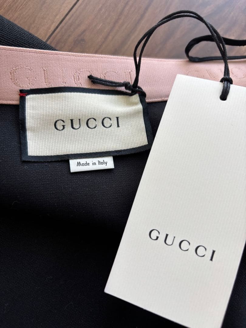 【新品タグ付き】GUCCI グッチ スカート GUCCIロゴスカート