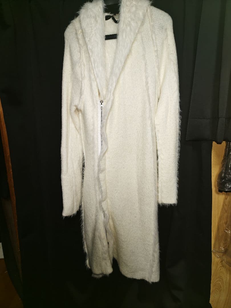 ホワイト フード付きファーコート civarize