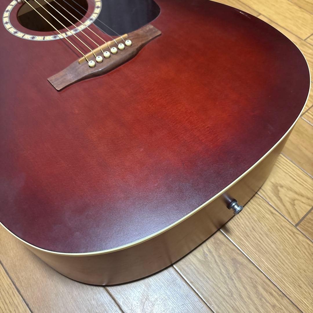 美品 Art&Lutherie Folk Spruce Burgundy
