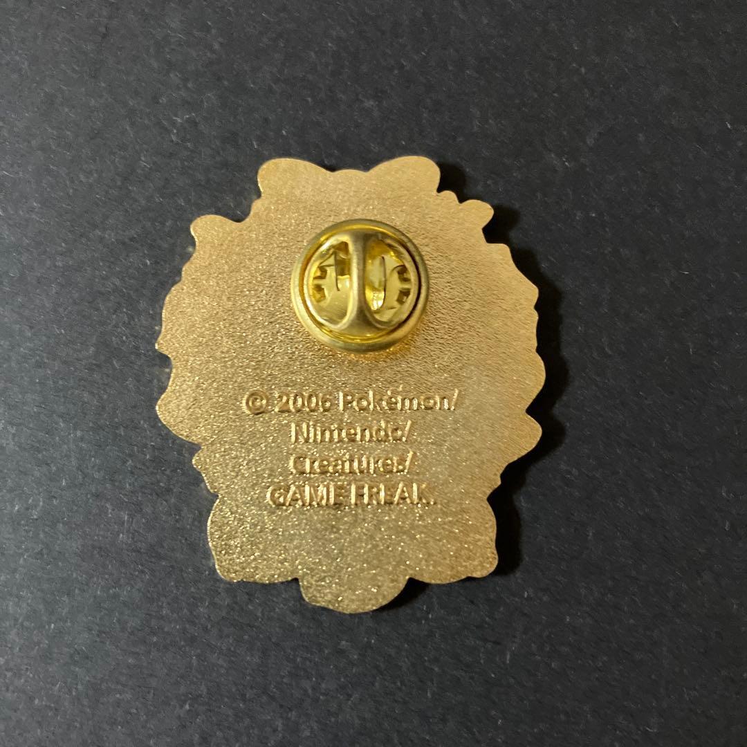 ポケモン ピンバッジ ピカチュウ クリスマス 2006年