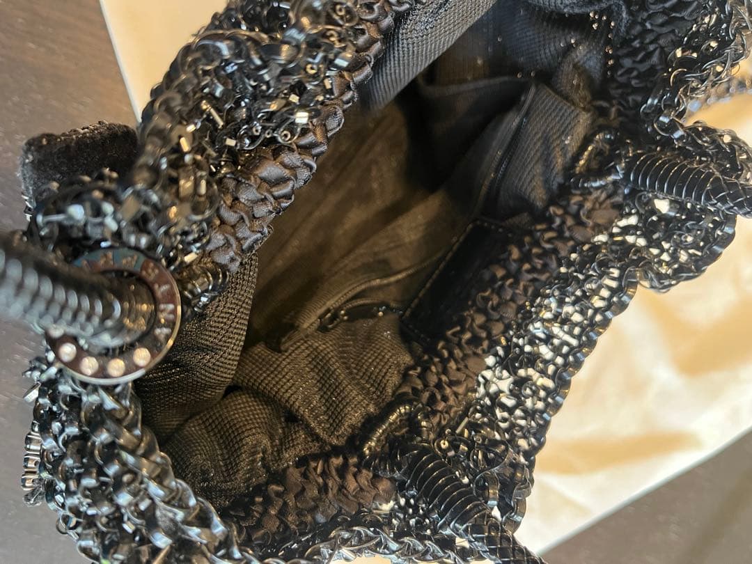 アンテプリマ　ビーズ装飾 ブラックパーティーバッグ