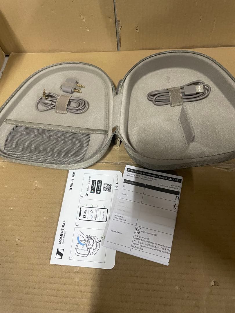 ゼンハイザー　ワイヤレスヘッドホン MOMENTUM 4 ホワイト