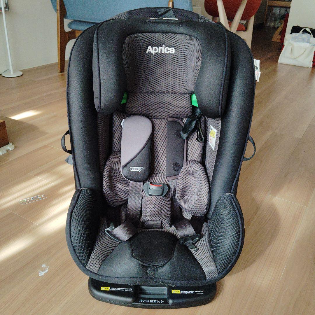 Aprica フォームフィットISOFIX 360°セーフティー