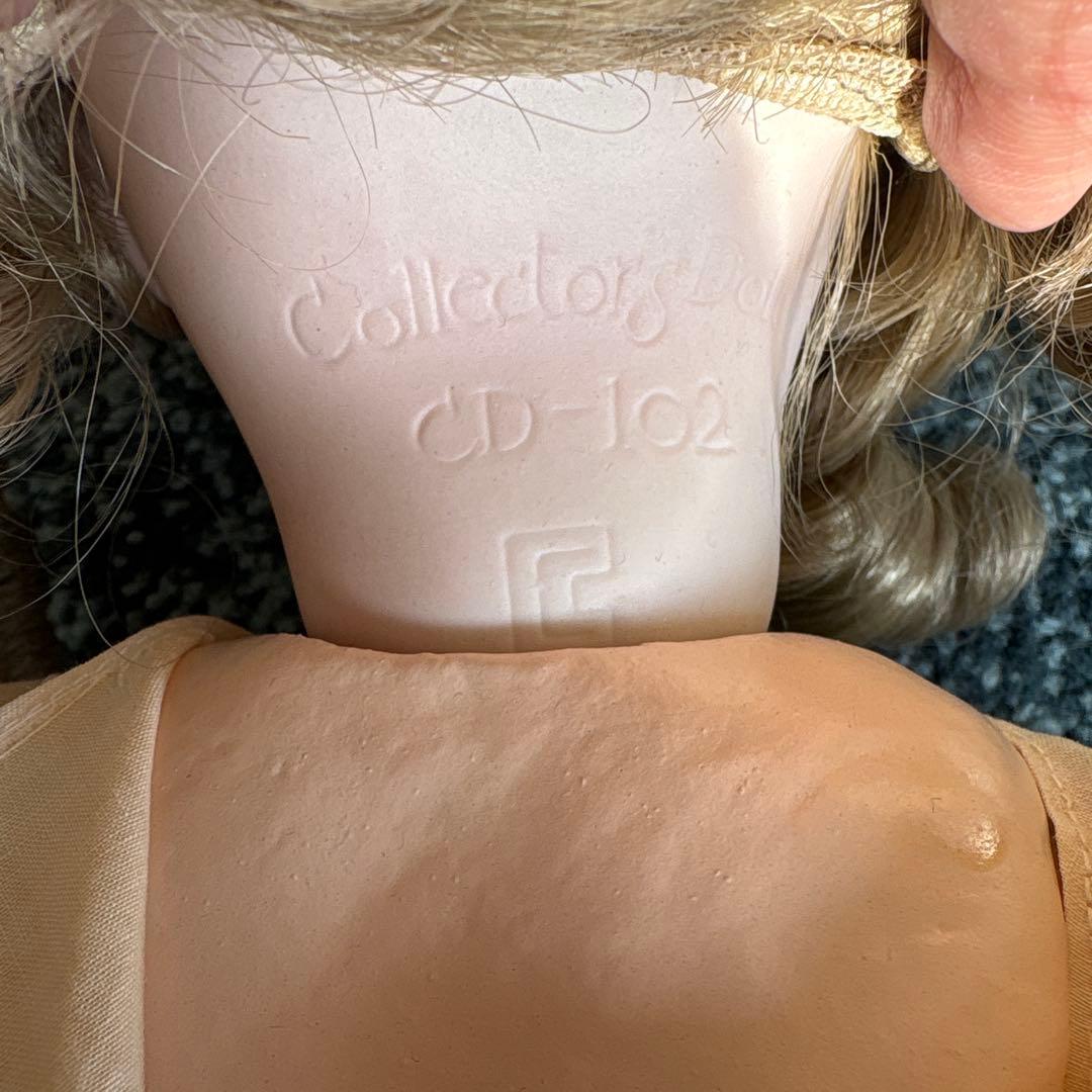 コレクターズドール　ビスクドール　CD-102 着替え付