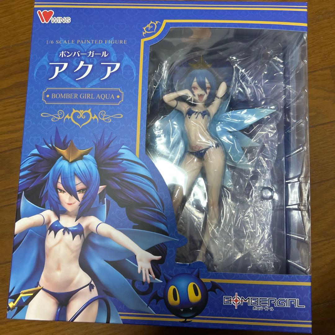 WAVE ボンバーガール アクア 水着 1/6スケールフィギュア