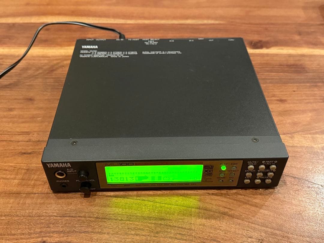 YAMAHA MU100 ヤマハ　音源モジュール　ハードウェア音源