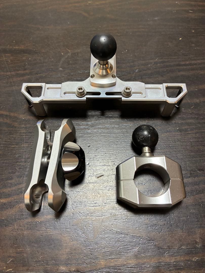 サインハウス　スマホホルダー