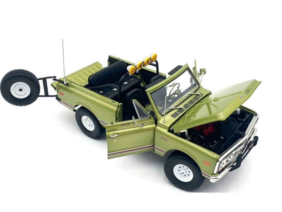 ACME 社1972 GMC ジミー・オリーブ \"KC HIGHLIGHTER