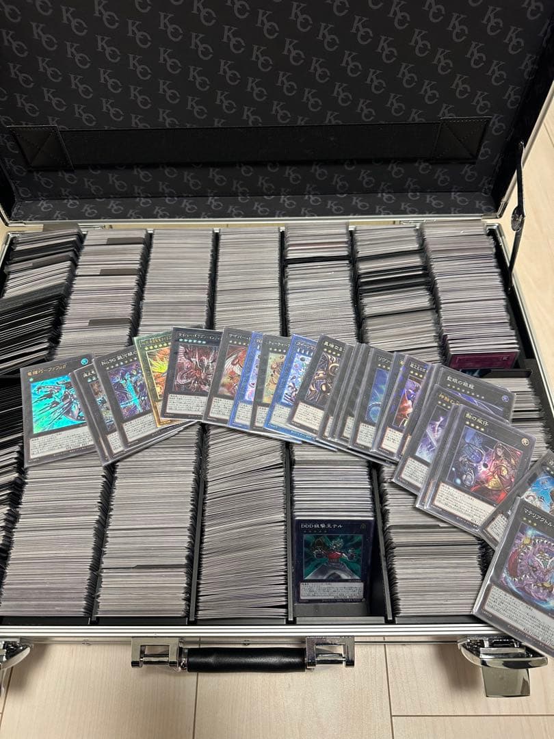 遊戯王引退　レアカード　約16キロ(アタッシュケース込み)