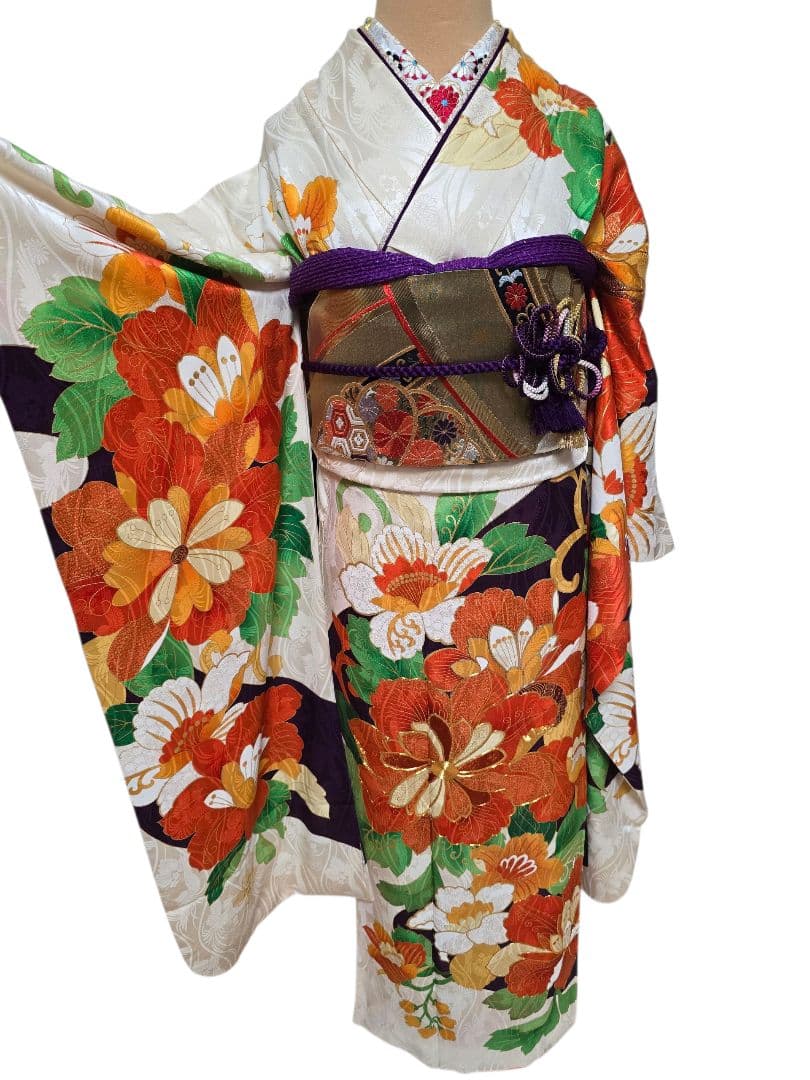 振袖　フルセット　豪華絢爛　刺繍　地文　成人式　結婚式　華やか　オレンジ　紫
