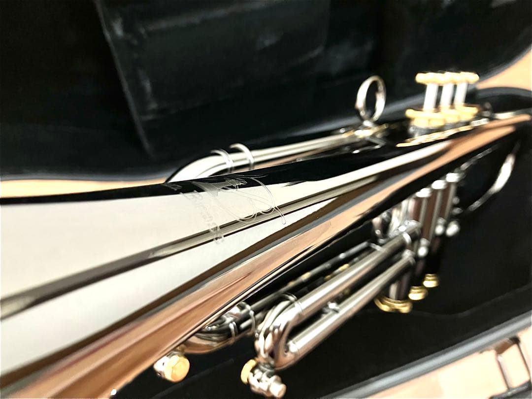 QUEEN BRASS ZORRO トランペット　ブラックニッケル仕上