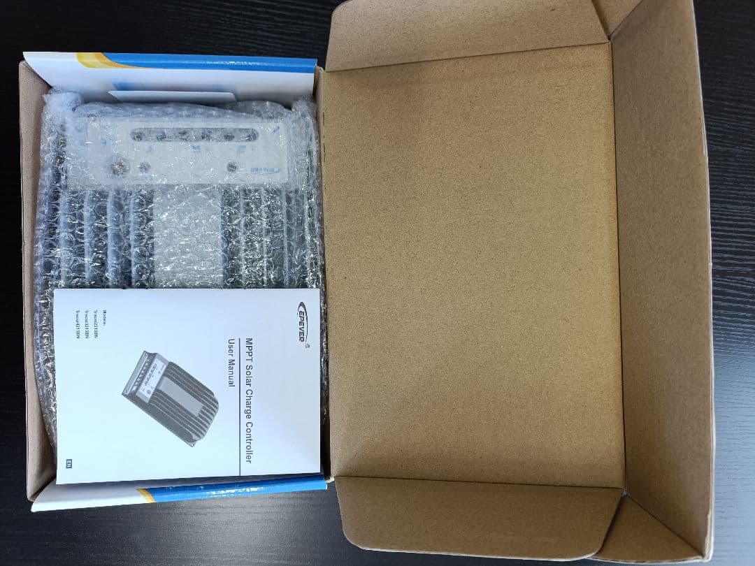 Tracer2215BN ソーラー充電コントローラー　　　リチウム対応