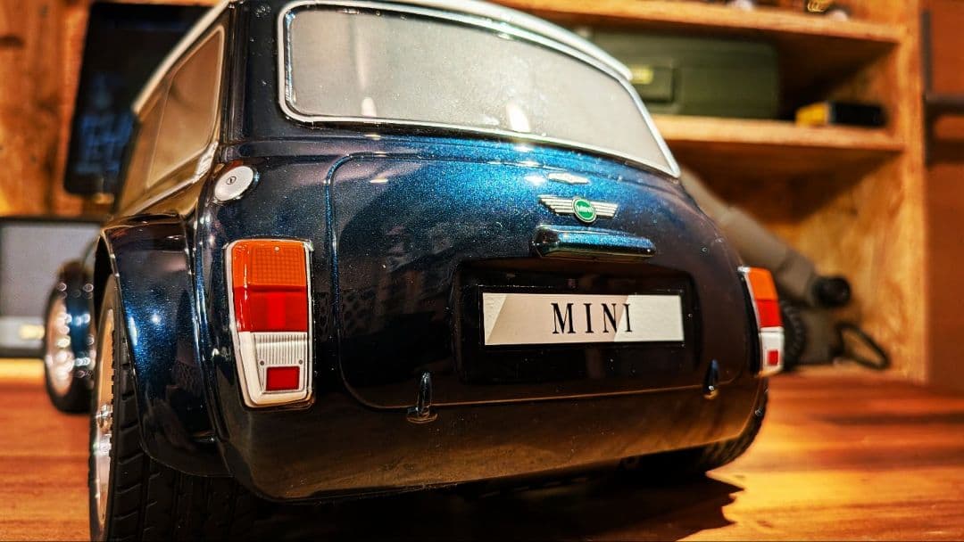 タミヤラジコン　ミニクーパーレーシング　特注色プロ塗装　アルミホイール装着