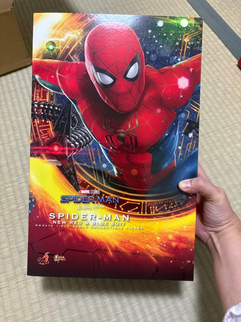 ホットトイズ スパイダーマン ニュー・レッド＆ブルースーツ ノー・ウェイ・ホーム